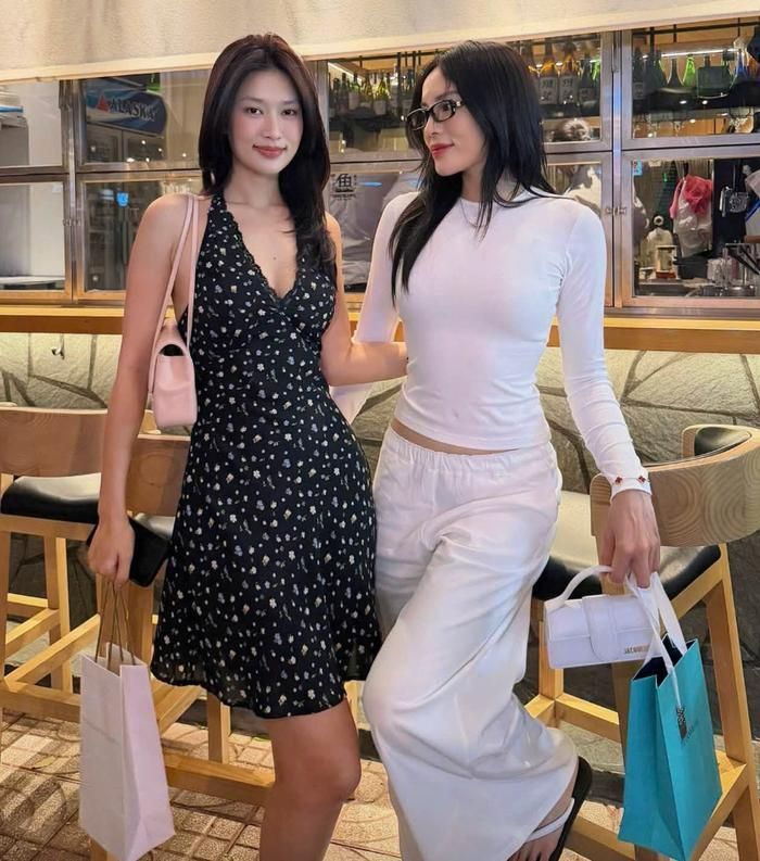 Kỳ Duyên và Thiên Ân từng chi tiền "khủng" để tặng quà cho đối phương vào mỗi dịp đặc biệt. Ảnh: FBNV