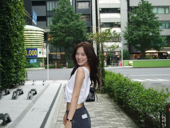 Yu Jin (IVE) gây sốt với visual nổi bật giữa làn sóng bàn luận của cư dân mạng. (Nguồn: Instagram nhân vật)
