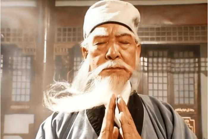 Vô Danh Thần Tăng được nhiều người nhận định rằng là cao thủ có nội công thâm hậu nhất trong Thiên Long Bát Bộ.