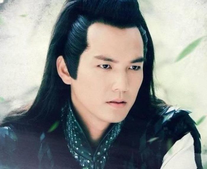 Chung Hán Lương gây ấn tượng với hình tượng Phó Hồng Tuyết đầy bi kịch và cô độc.