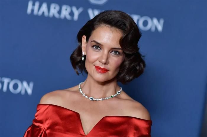 Vợ cũ Tom Cruise - nữ diễn viên Katie Holmes vướng nghi vấn đã hẹn hò với người mới.