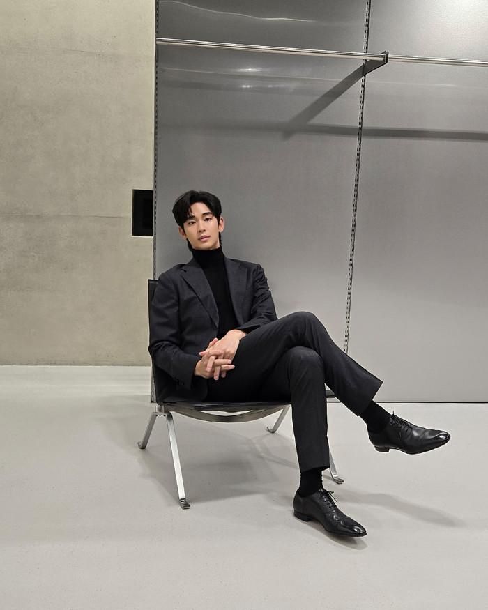 Kim Soo Hyun được cho là có động thái tái xuất sau hơn 1 năm vướng ồn ào đời tư. (Ảnh IGNV)