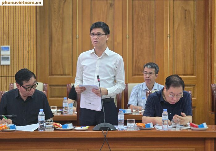 Ông Ngọ Duy Hiểu - Phó Chủ tịch Thường trực Tổng Liên đoàn Lao động Việt Nam - phát biểu.