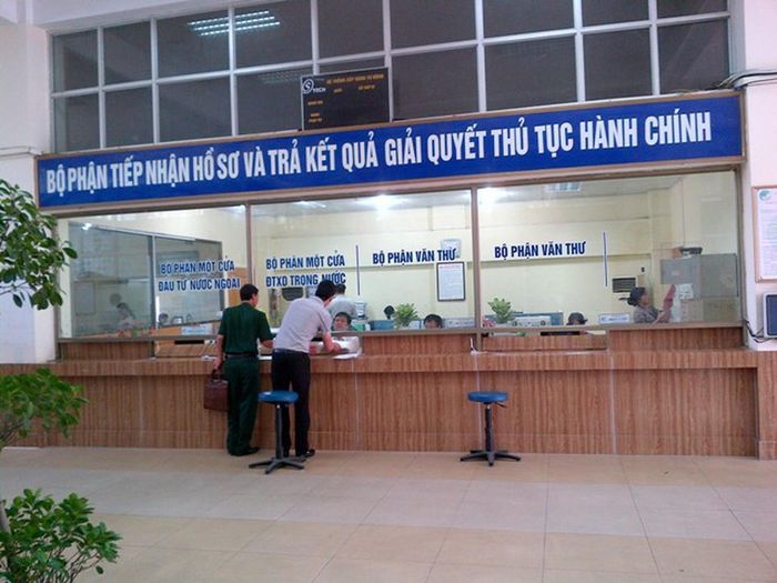 Cơ quan tiếp nhận hồ sơ cấp Giấy tiếp nhận hồ sơ và hẹn trả kết quả (Ảnh: Internet)