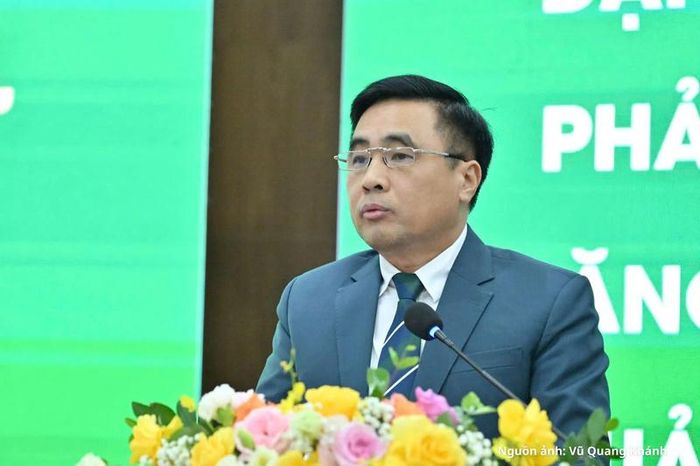 Thứ trưởng Bộ Nông nghiệp và Môi trường Nguyễn Quốc Trị phát biểu tại Hội nghị.