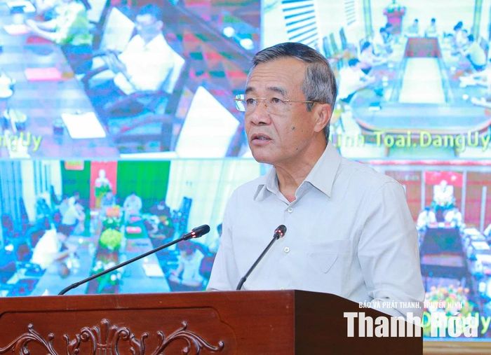 Bí thư Tỉnh ủy Lê Đức Thái phát biểu chỉ đạo hội nghị.