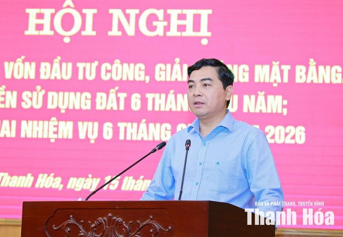 Chủ tịch UBND tỉnh Nguyễn Hoài Anh phát biểu tiếp thu và kết luận hội nghị.