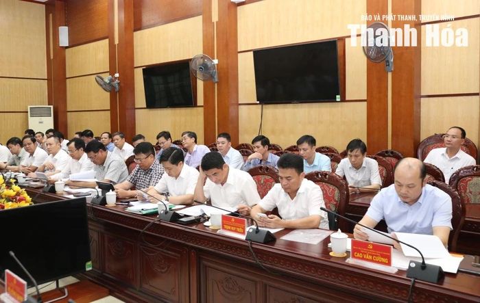 Các đại biểu dự hội nghị.