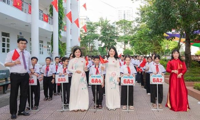 Trường Trung học cơ sở Lê Quý Đôn (phường Bắc Giang) là trường trọng điểm nên không thuộc diện sáp nhập.