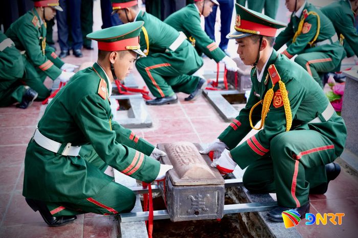 Hài cốt các liệt sĩ được an táng tại Nghĩa trang liệt sĩ xã Hà Nha. Ảnh: T.CÔNG