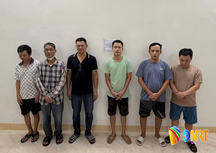 Các đối tượng liên quan đường dây bị triệu tập làm việc. Ảnh: Công an cung cấp