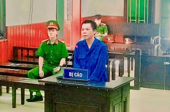 Bị cáo Lê Hồng Thảo thừa nhận hành vi phạm tội. Ảnh: N.L