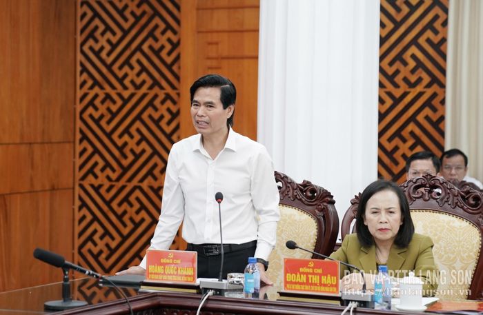 Đồng chí Hoàng Quốc Khánh, Ủy viên Trung ương Đảng, Bí thư Tỉnh ủy Lạng Sơn phát biểu tại buổi làm việc