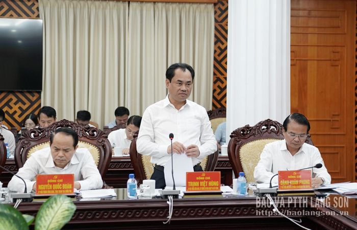 Đồng chí Trịnh Việt Hùng, Ủy viên Trung ương Đảng, Bộ trưởng Bộ NN&amp;MT đề xuất một số giải pháp về phát triển kinh tế của tỉnh Lạng Sơn tại buổi làm việc