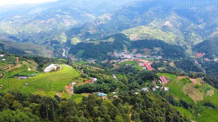Toàn cảnh trung tâm xã Lao Chải, tỉnh Lào Cai.