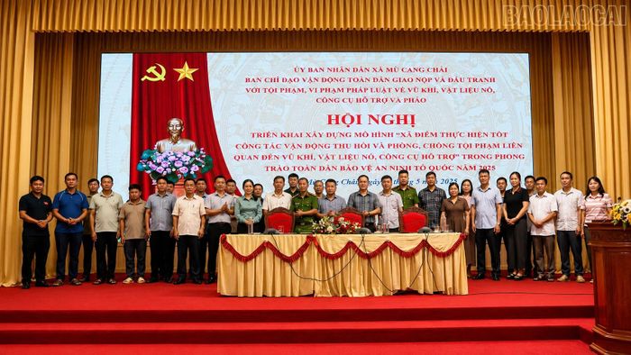 Xã Mù Cang Chải tổ chức hội nghị điểm về phong trào toàn dân bảo vệ an ninh tổ quốc.