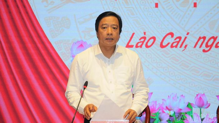 Đồng chí Nguyễn Mạnh Sơn, Phó Bí thư Tỉnh ủy Phú Thọ phát biểu tại hội nghị