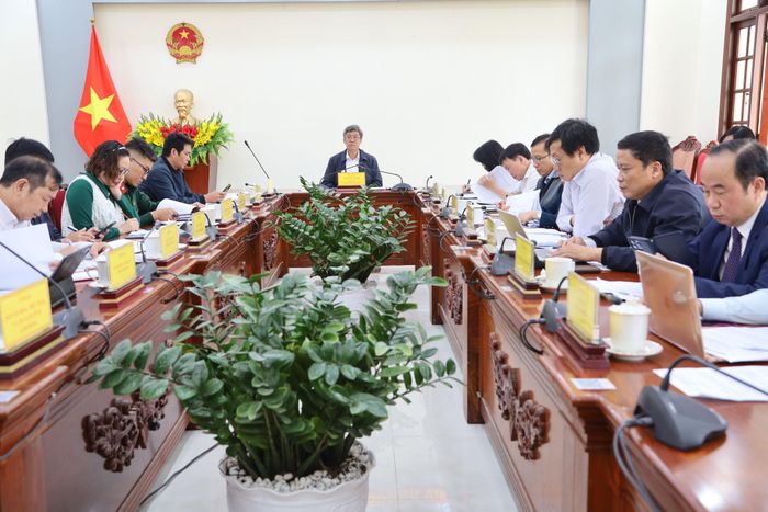 Quang cảnh cuộc họp