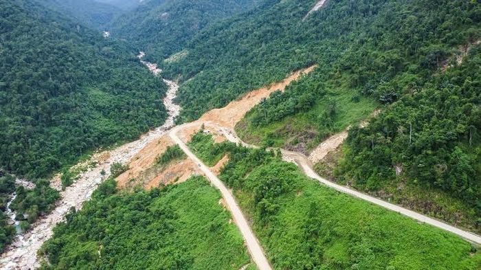 Một đoạn đèo Khánh Lê. Nguồn ảnh: Báo Lâm Đồng