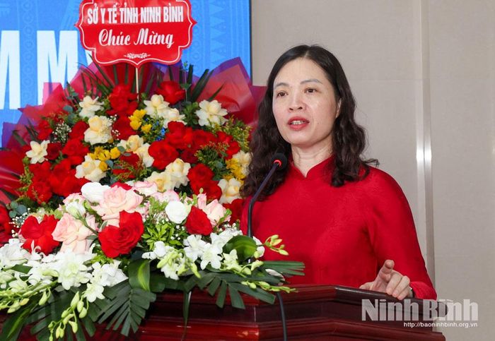 Đồng chí Phạm Thị Phương Hạnh, Tỉnh ủy viên, Giám đốc Sở Y tế phát biểu tại lễ khai trương.