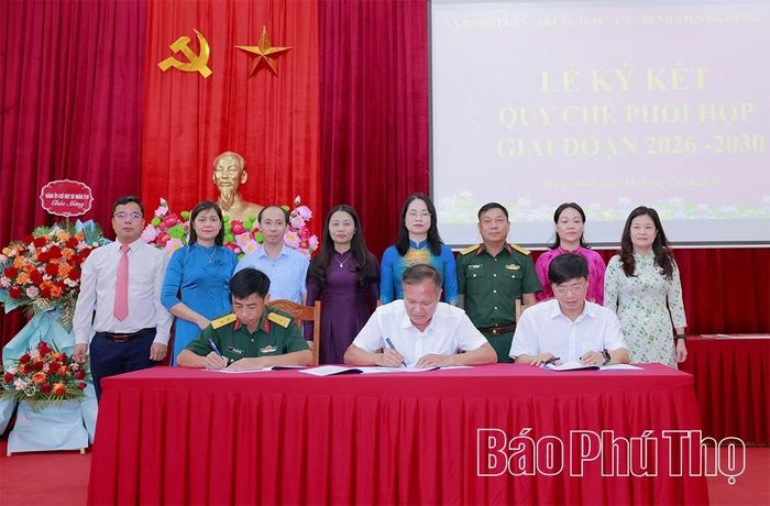Lãnh đạo xã Bằng Luân, Trung đoàn 174, Sư đoàn 316 và Bệnh viện Đa khoa Hùng Vương ký kết chương trình phối hợp giai đoạn 2026-2030.