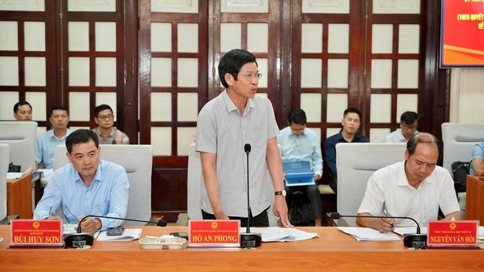 Thứ trưởng Bộ Văn hóa, Thể thao và Du lịch Hồ An Phong phát biểu tại buổi làm việc