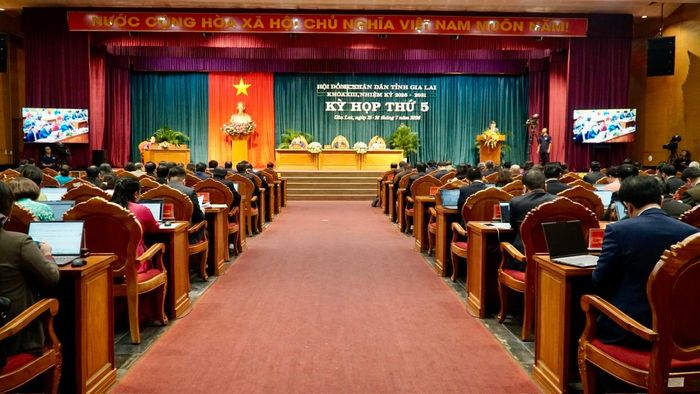 Quang cảnh kỳ họp HĐND tỉnh thứ 5, HĐND tỉnh Gia Lai khóa XIII.