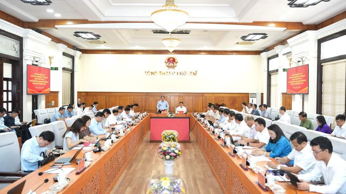 Phó Thủ tướng Lê Tiến Châu nhấn mạnh, TP Huế phải biến di sản, tiềm năng để thúc đẩy tăng trưởng hai con số.