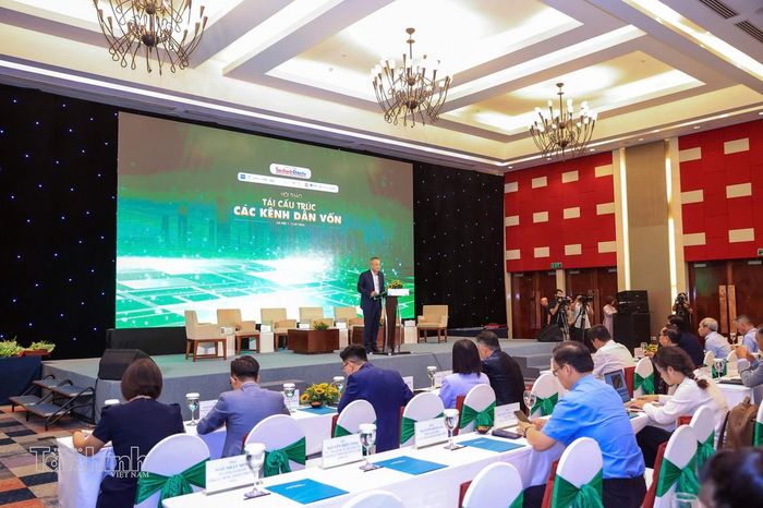 Hội thảo “Tái cấu trúc các kênh dẫn vốn” do Báo Tài chính - Đầu tư tổ chức ngày 15/7. Ảnh: Đức Thanh