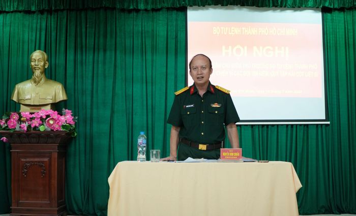 Phó Chính ủy Bộ Tư lệnh TP. Hồ Chí Minh, Đại tá Nguyễn Đình Chuẩn phát biểu