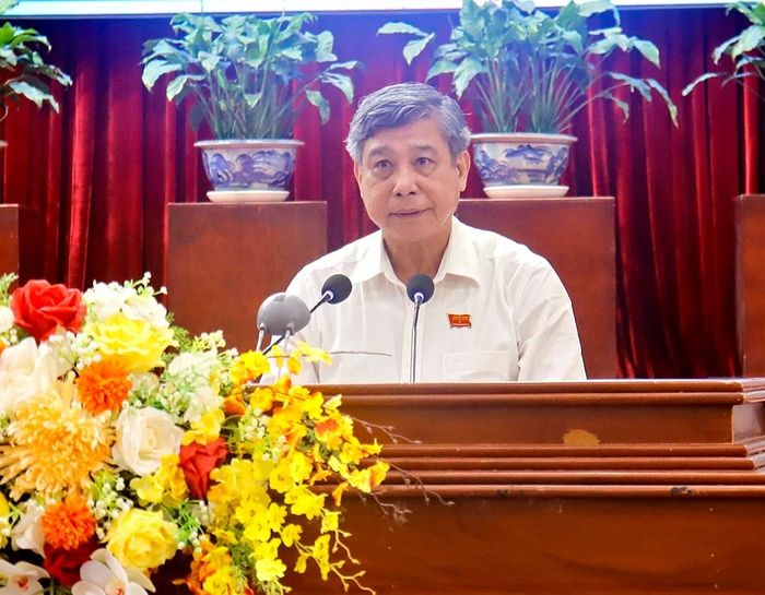 Chủ tịch HĐND thành phố Cần Thơ Đồng Văn Thanh phát biểu tại hội nghị