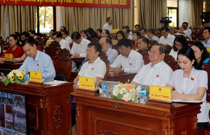 Các đại biểu tham dự hội nghị