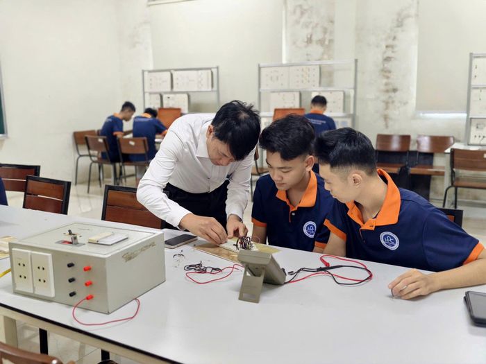 Học sinh Trường Cao đẳng Công nghệ Bách Khoa