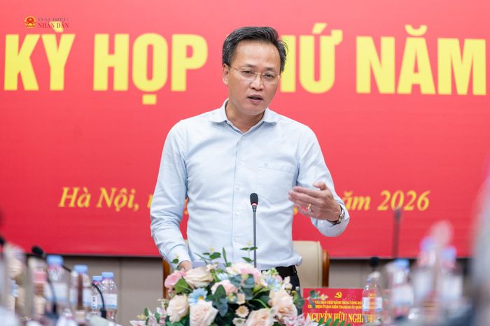 Chủ nhiệm Ủy ban Kiểm tra Đảng ủy Quốc hội Nguyễn Hữu Nghĩa phát biểu. Ảnh: Phạm Thắng