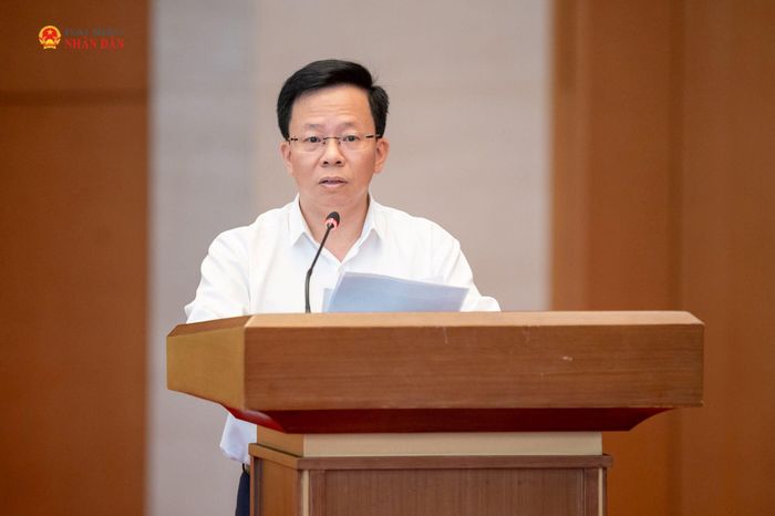 Ủy viên là ĐBQH hoạt động chuyên trách tại Ủy ban Kinh tế và Tài chính Lê Minh Nam