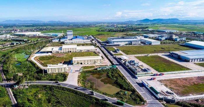 6 tháng đầu năm 2026, kinh tế Nghệ An ghi dấu ấn với mức tăng trưởng GRDP đạt 9,62%, cao nhất trong cùng kỳ kể từ năm 2012...