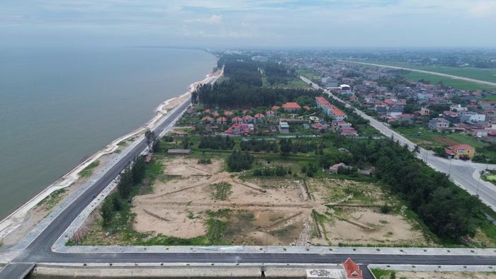 Thanh tra tỉnh chỉ rõ là dự án không có văn bản hoặc Quyết định của UBND tỉnh Thanh Hóa chấp thuận địa điểm, diện tích đầu tư theo quy định của pháp luật tại thời điểm triển khai.