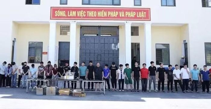 Các đối tượng trong đường dây tội phạm bị Công an tỉnh Hà Tĩnh khởi tố, bắt giữ.