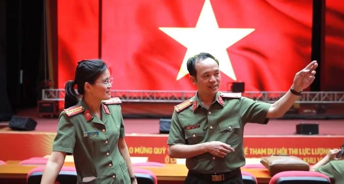 Để hội thi được tổ chức chu đáo, các CBCS Cục Xây dựng phong trào bảo vệ ANTQ Bộ Công an đã chủ động phối hợp với tỉnh Thanh Hóa kiểm tra, hướng dẫn địa phương về công tác tổ chức hội thi.