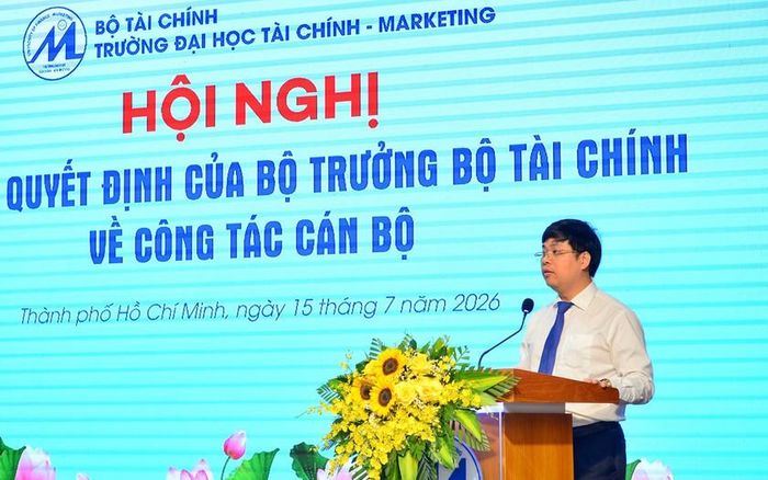 PGS.TS Phạm Tiến Đạt, Hiệu trưởng Trường Đại học Tài chính - Marketing.