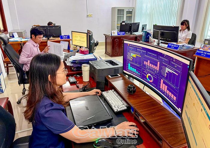 Ðội ngũ cán bộ, đảng viên Sở KH&CN tiên phong ứng dụng công nghệ thông tin, nâng cao kỹ năng số.
