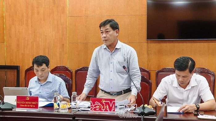 Giám đốc Sở Y tế Nguyễn Chí Thanh trình bày dự thảo báo cáo kết quả thực hiện Nghị quyết 72 trong 6 tháng đầu năm 2026.