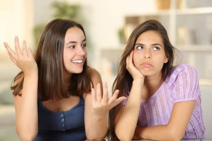 Thiết lập ranh giới với các mối quan hệ độc hại là cách bảo vệ sức khỏe tinh thần và sự bình yên của bản thân. Ảnh minh họa