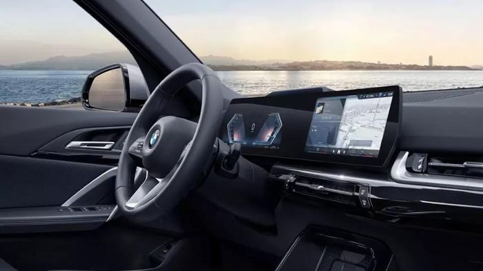 Thiết kế khoang lái của BMW X1 2027. Ảnh: BMW.