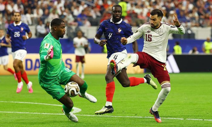 Đội tuyển Pháp đấu với Tây Ban Nha ở bán kết World Cup 2026. (Ảnh: Reuters)
