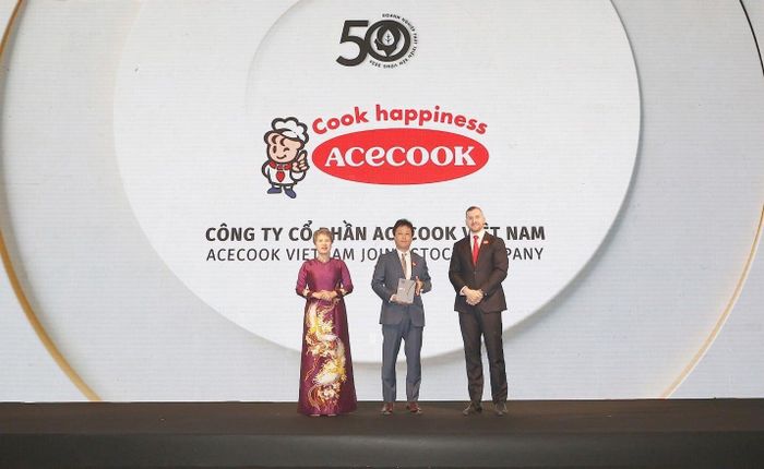 Acecook Việt Nam tiếp tục được vinh danh Top 50 Doanh nghiệp Phát triển bền vững tiêu biểu Việt Nam 2026.