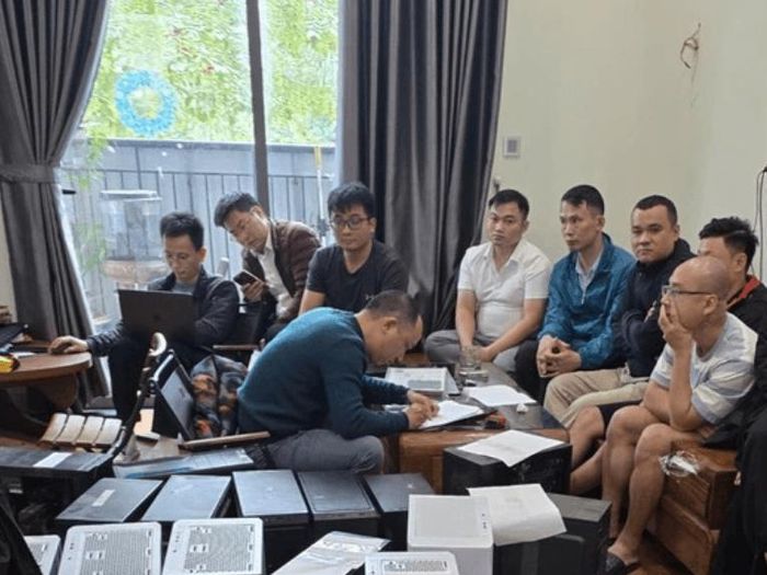 Các đối tượng trong đường dây của Huy. Ảnh: Cơ quan công an cung cấp