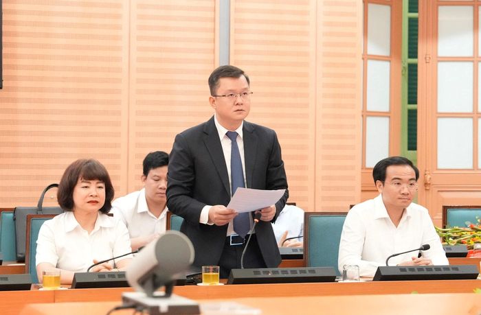 Tân Phó Tổng Giám đốc Quỹ Đầu tư phát triển thành phố Hà Nội Lê Thanh Xuân phát biểu nhận nhiệm vụ. Ảnh: Hồng Thái