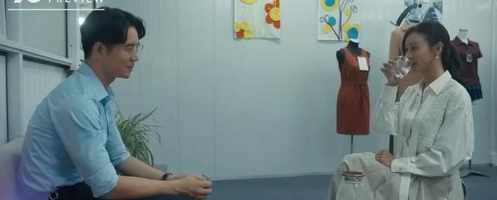 Kể từ khi gặp lại, Sơn luôn quan tâm tới Diệu. Ảnh: VFC.
