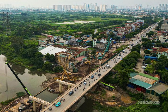 Thi công nền và móng cầu.